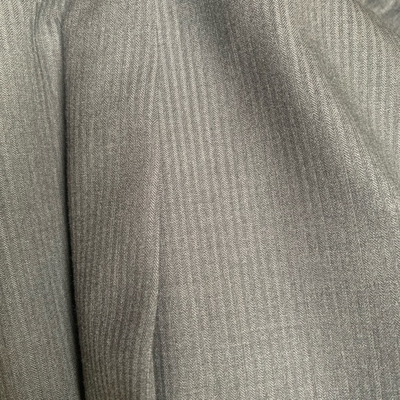 Mens 2 piece lightweight wool suit. Stitched lapels, pocket treatments. Worn 2X - Picture 9 of 10